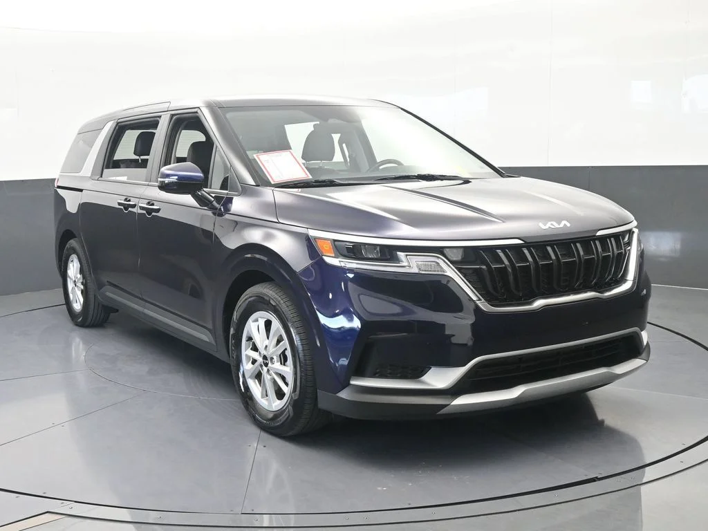 Used 2024 Deep Chroma Blue Kia LX image 8
