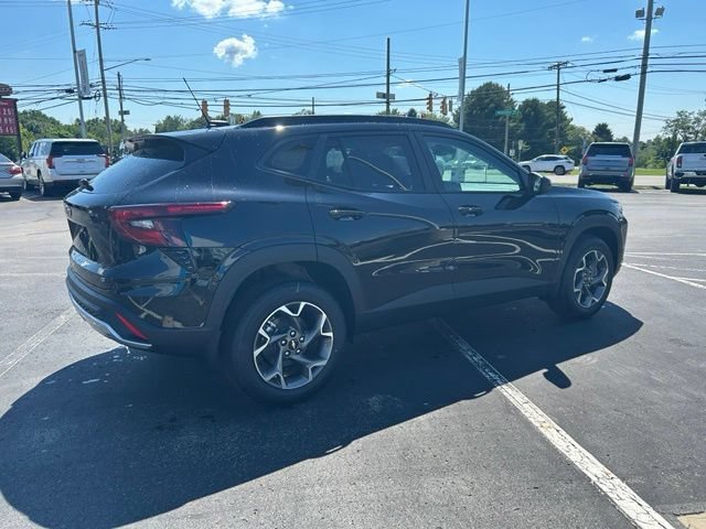 New 2026 Mosaic Black Metallic Chevrolet LT image 4