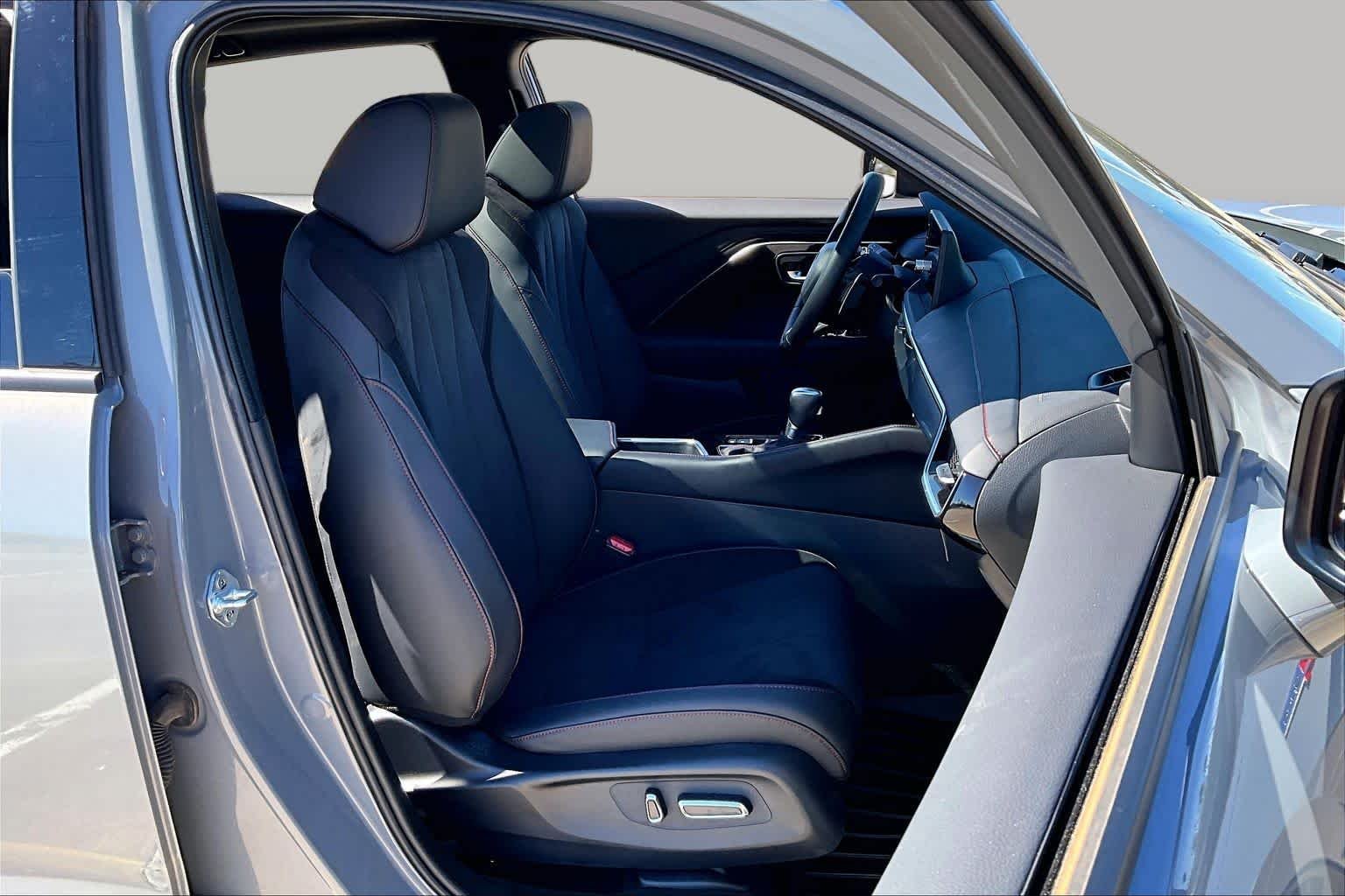 Used 2025 Urban Gray Pearl Acura w/A-Spec Package image 9