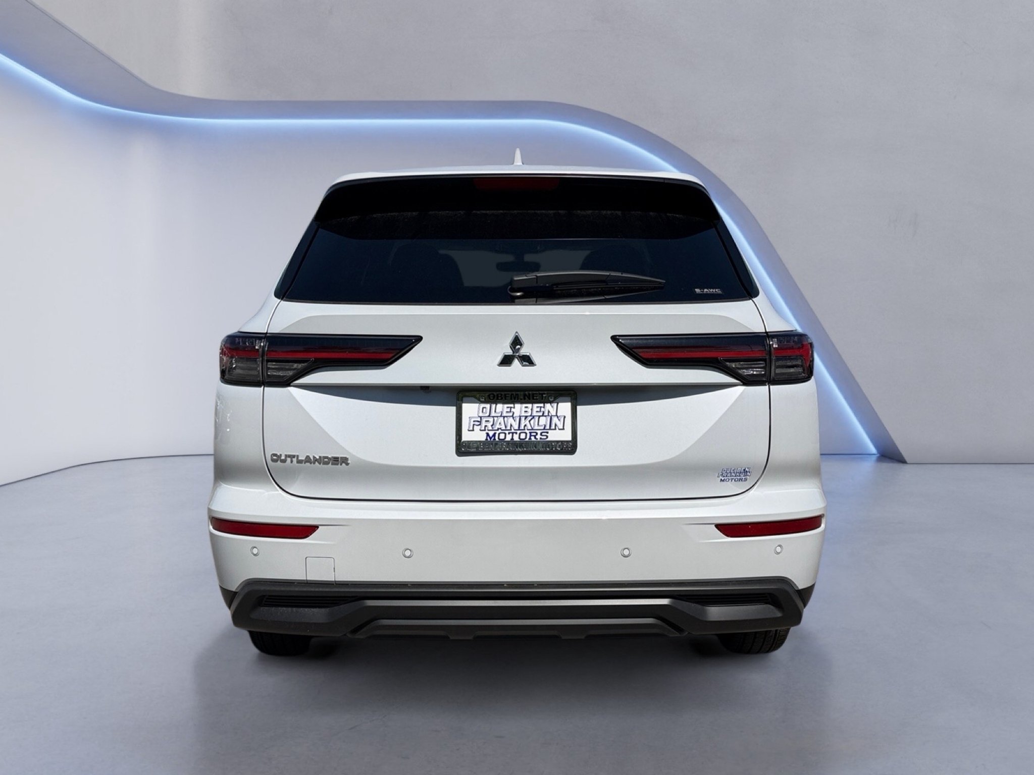 New 2026 White Diamond Mitsubishi ES 1.5T 2WD image 4