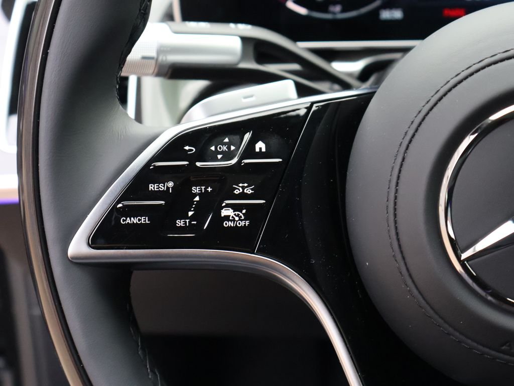 New 2026 Graphite Grey Metallic Mercedes-Benz S 580 image 32