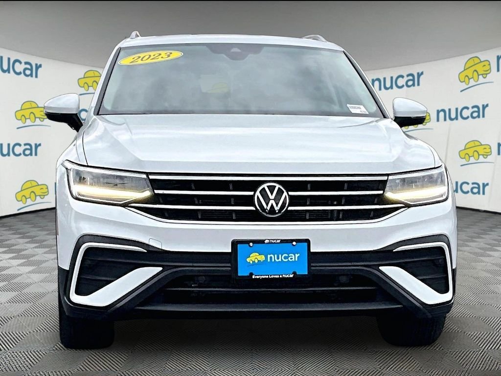 Used 2023 White Volkswagen 2.0T SE image 2
