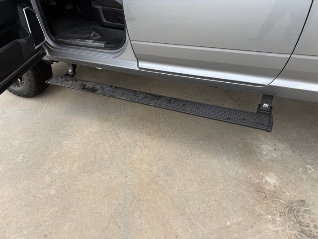 Used 2022 Billet Silver Metallic Clearcoat Ram Laramie image 12
