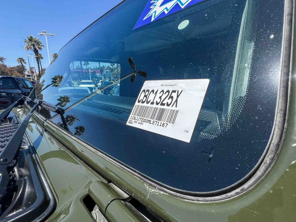 Used 2021 Green Jeep Mojave image 28