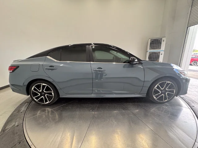 Used 2024 Atlantic Gray Metallic/Super Black Nissan SR image 14