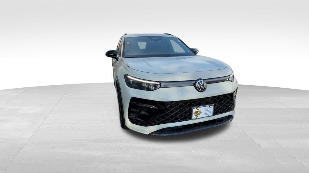 New 2026 Sandstone Volkswagen 2.0T SE R-Line Black image 27