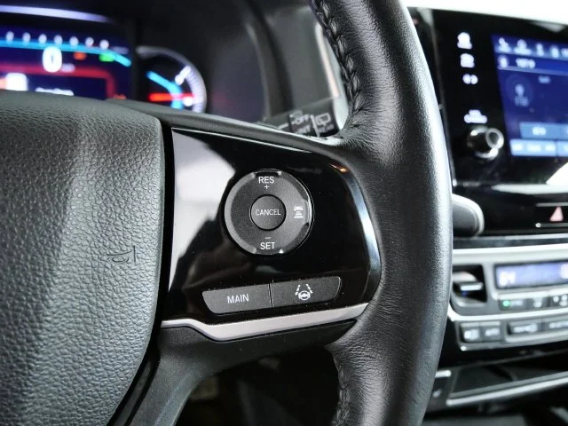 Used 2021 Red Honda Touring image 25