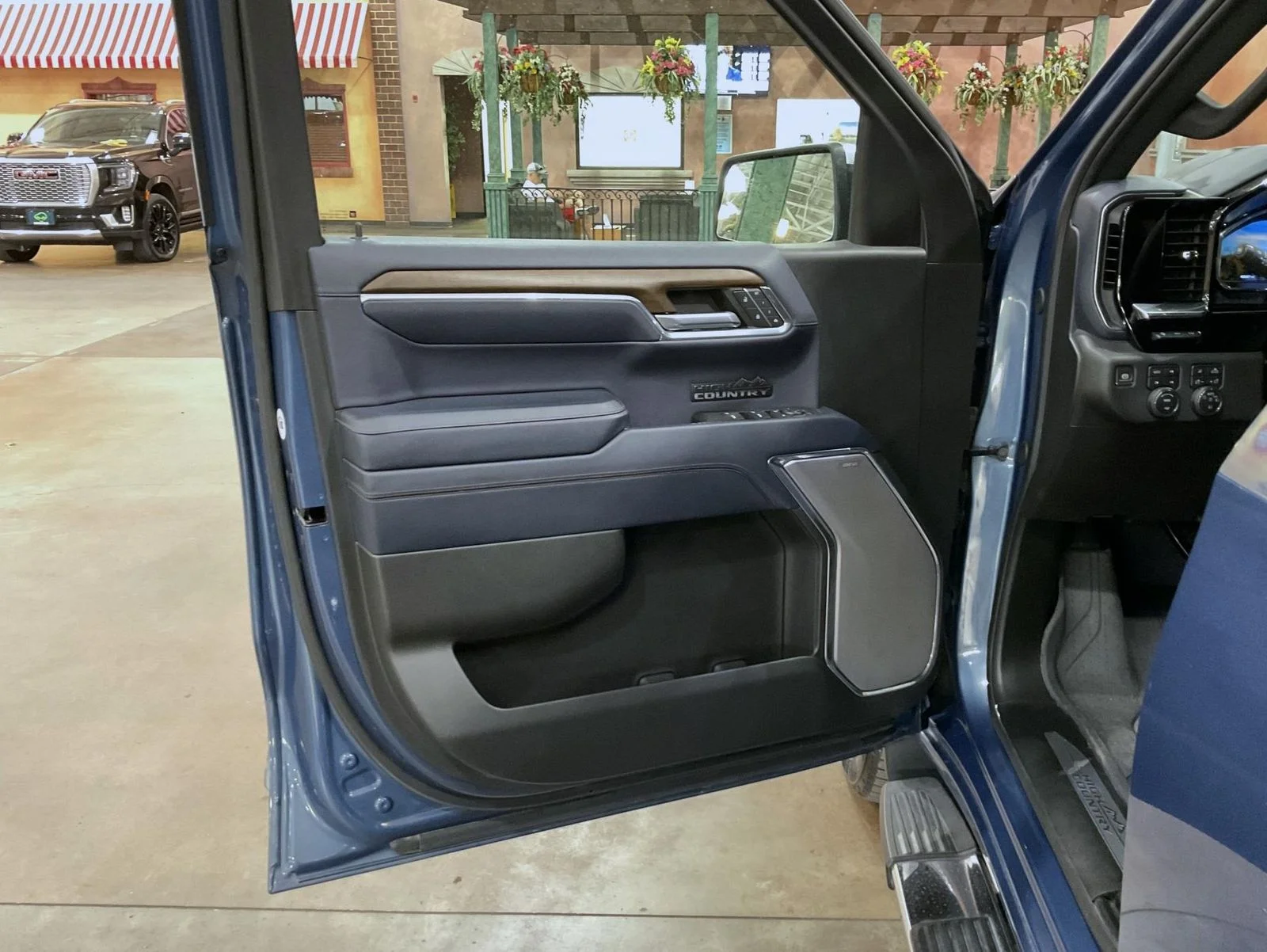 Certified Used 2024 Blue Chevrolet High Country image 9