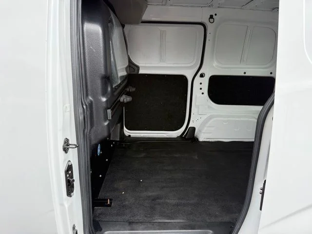 2021 Nissan NV200 SV - Photo 14