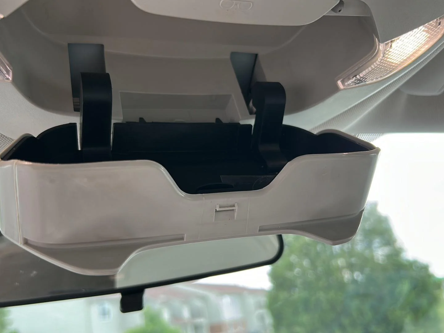 Used 2019 Lightning Blue Ford SE image 22