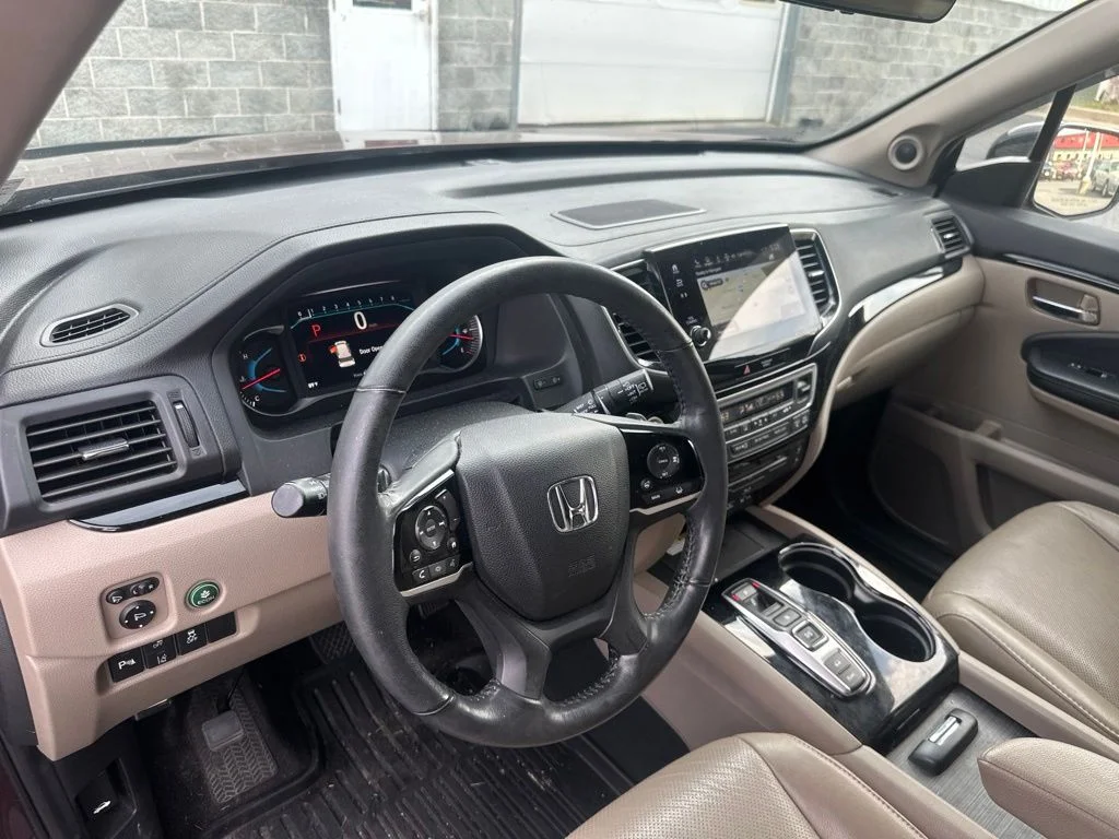 Used 2021 Deep Scarlet Pearl Honda Elite image 18