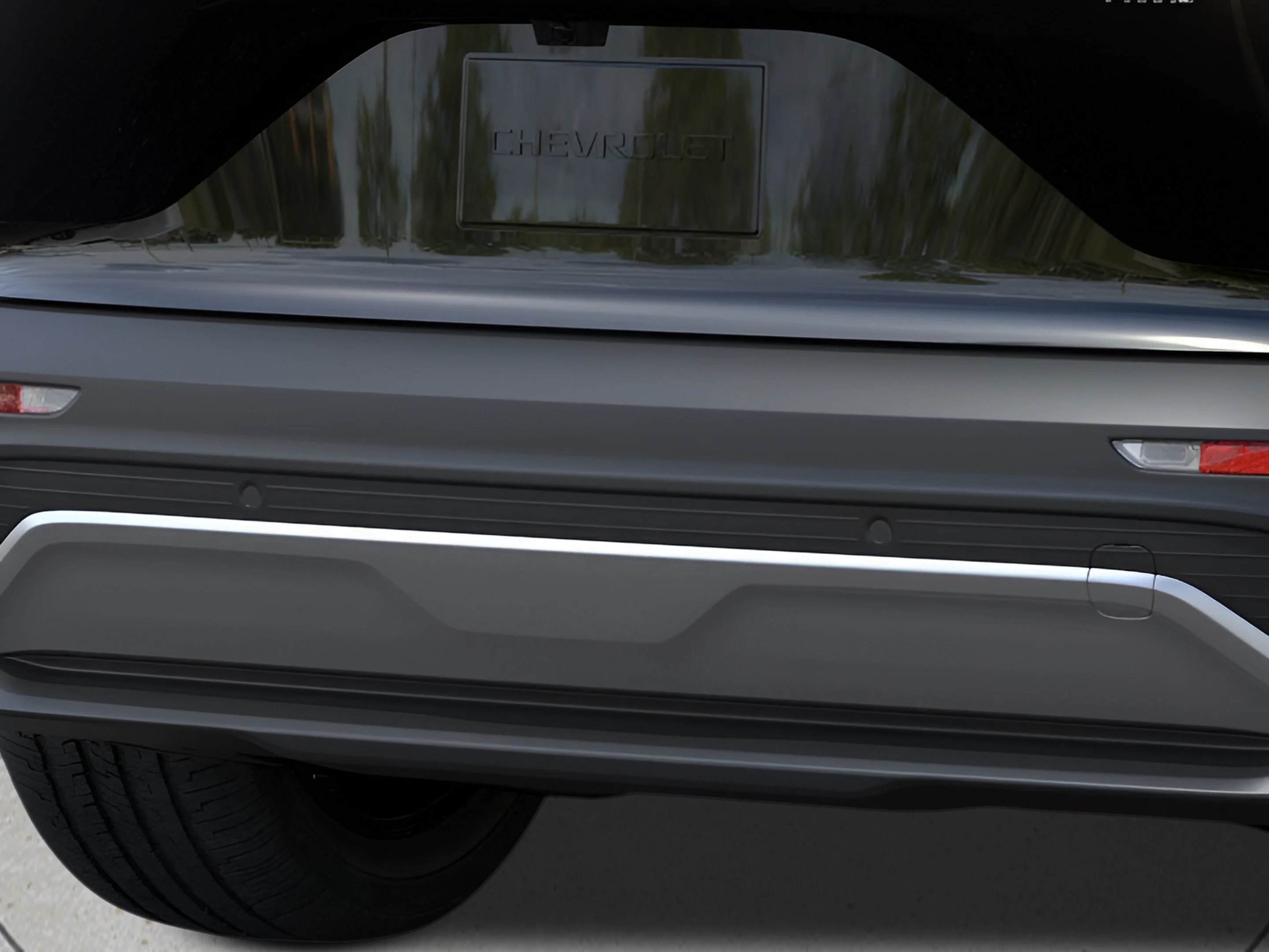 New 2025 Black Chevrolet LT image 28