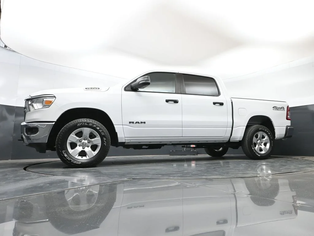 Used 2023 White Ram Big Horn/Lone Star image 52