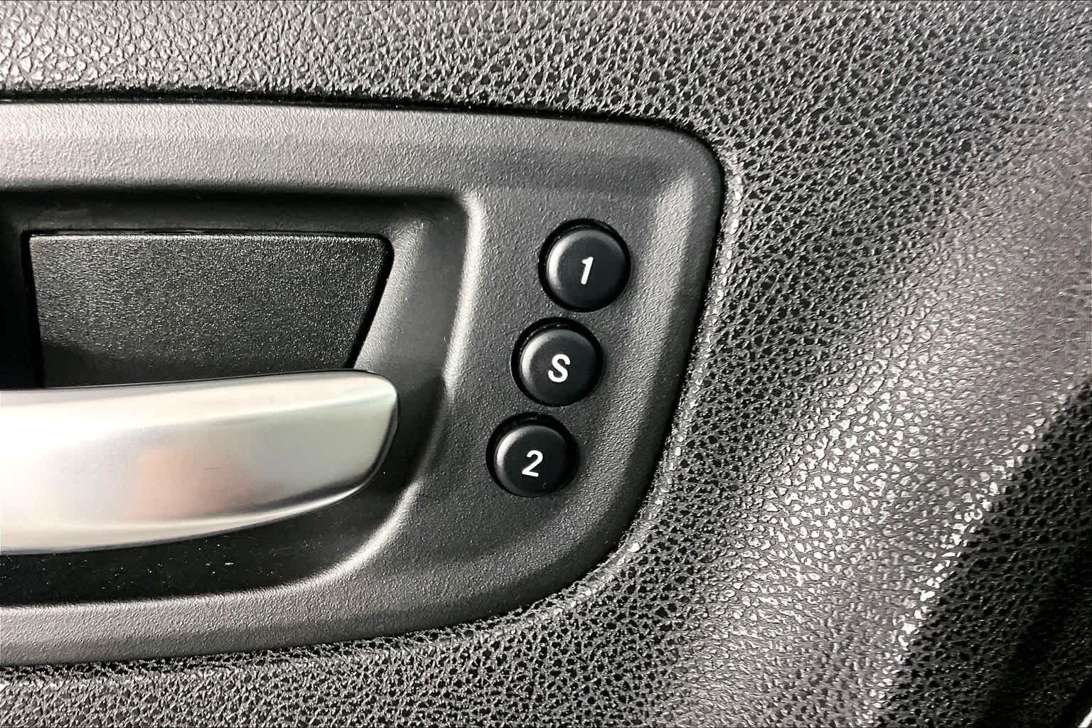 Used 2018 White Knuckle Clearcoat Dodge R/T image 35