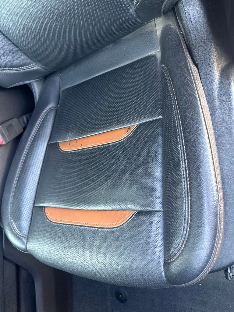 Used 2022 Blue GMC AT4 image 6