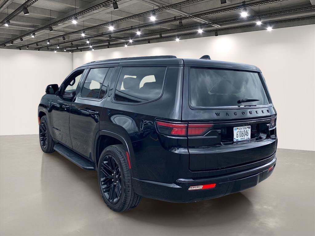 Used 2024 Diamond Black Crystal Pearlcoat Jeep Series II Carbide image 5