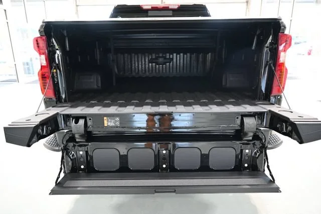 2026 Chevrolet Silverado 1500 LT - Photo 9