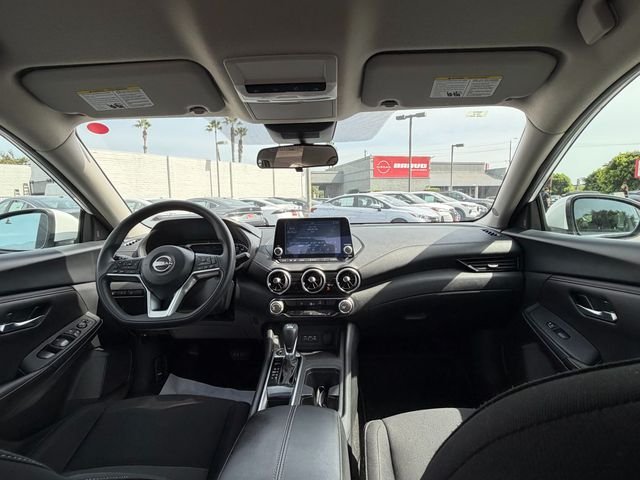 Used 2024 White Nissan SV image 31