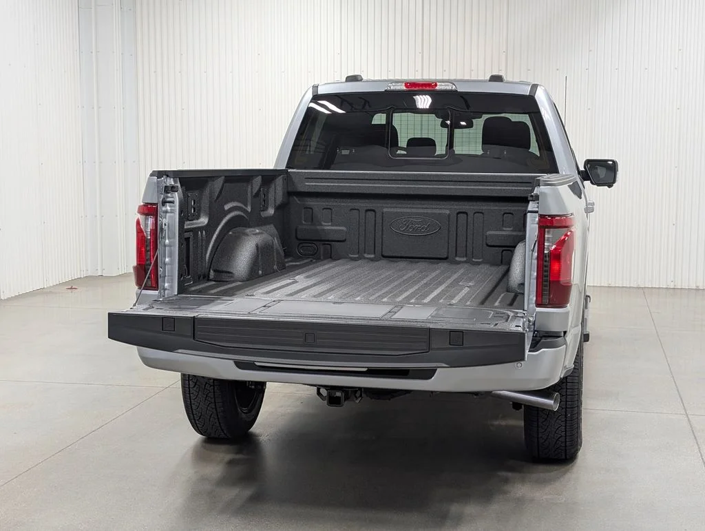 New 2026 Iconic Silver Metallic Ford XLT image 25
