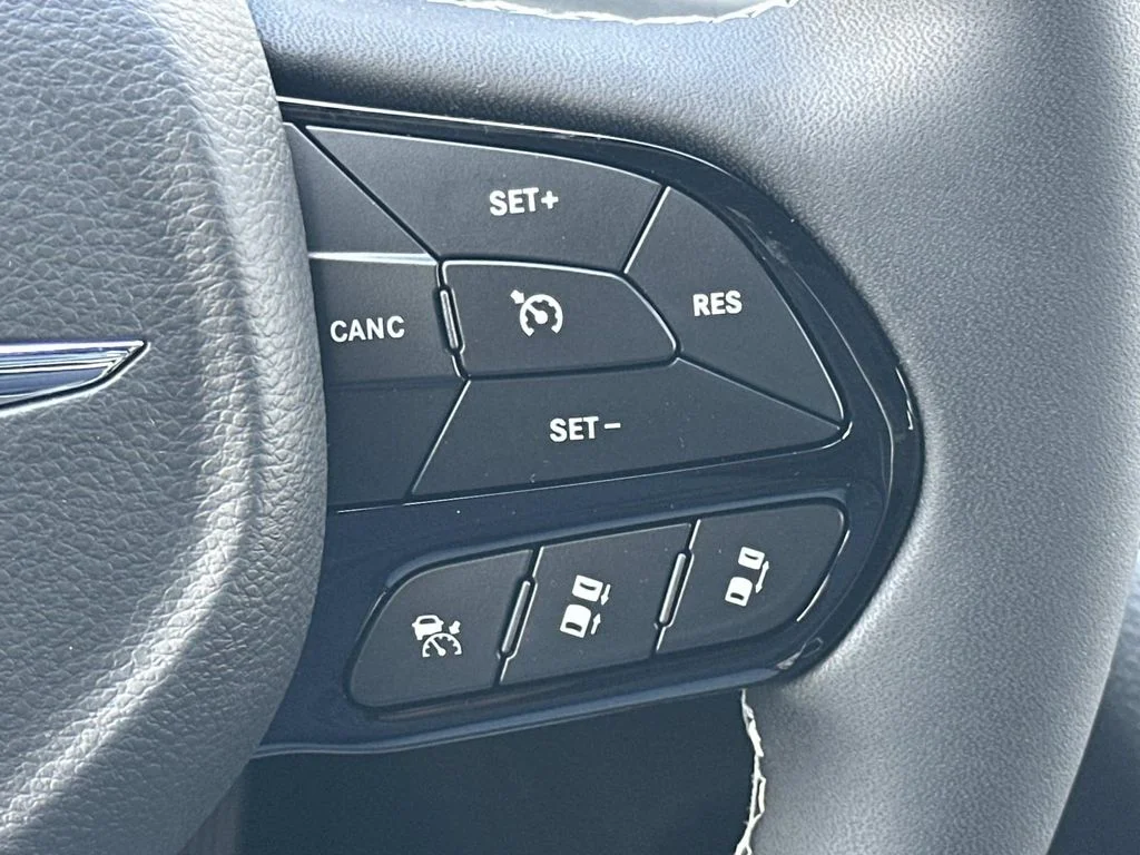 2026 Chrysler Pacifica Limited - Photo 25
