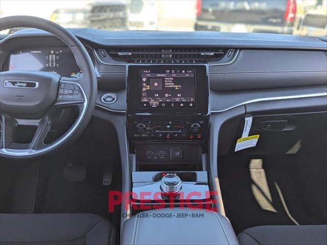 2025 Jeep Grand Cherokee Laredo - Photo 18