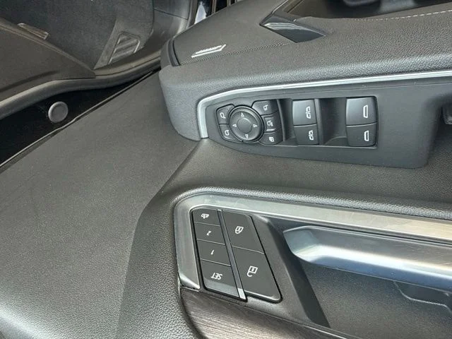 Used 2025 Black Chevrolet LTZ image 31