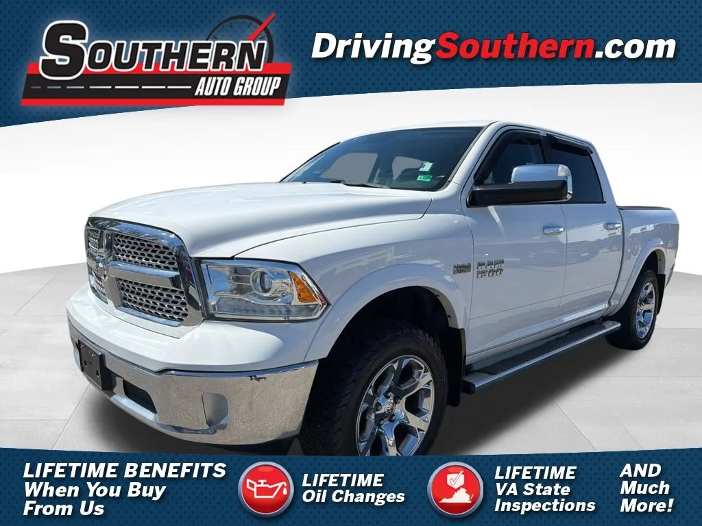 2017 RAM 1500 Laramie 4x4 Crew Cab 5'7's photo