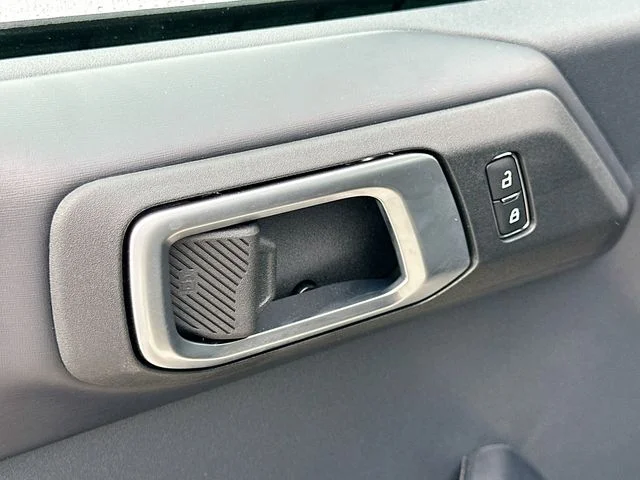 New 2025 Desert Sand Ford Badlands image 13