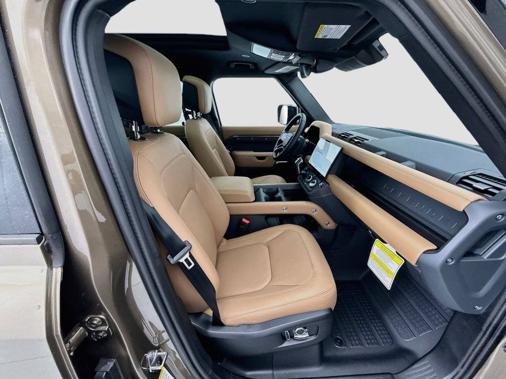 New 2026 Gondwana Stone Land Rover X-Dynamic SE image 19