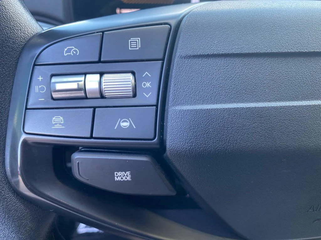 Used 2025 Gray Kia LXS image 18