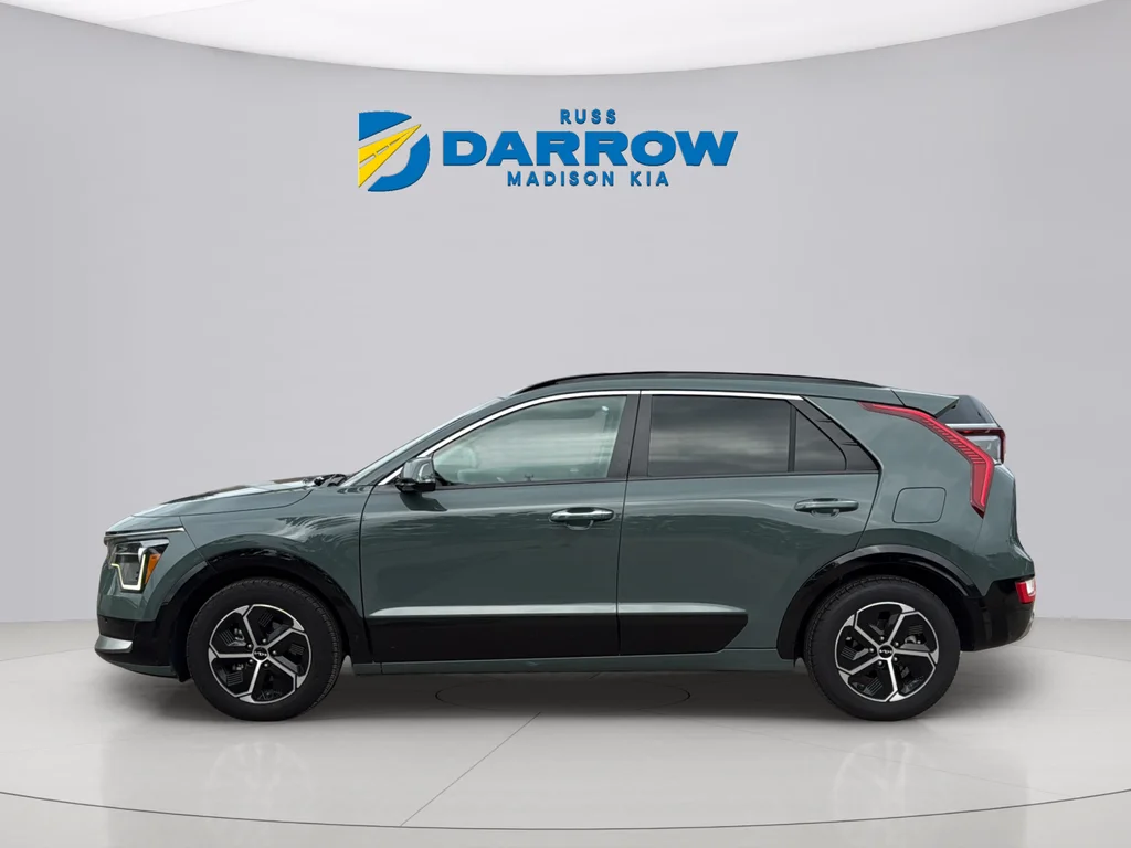 Certified Used 2023 Cityscape Green Kia SX image 2
