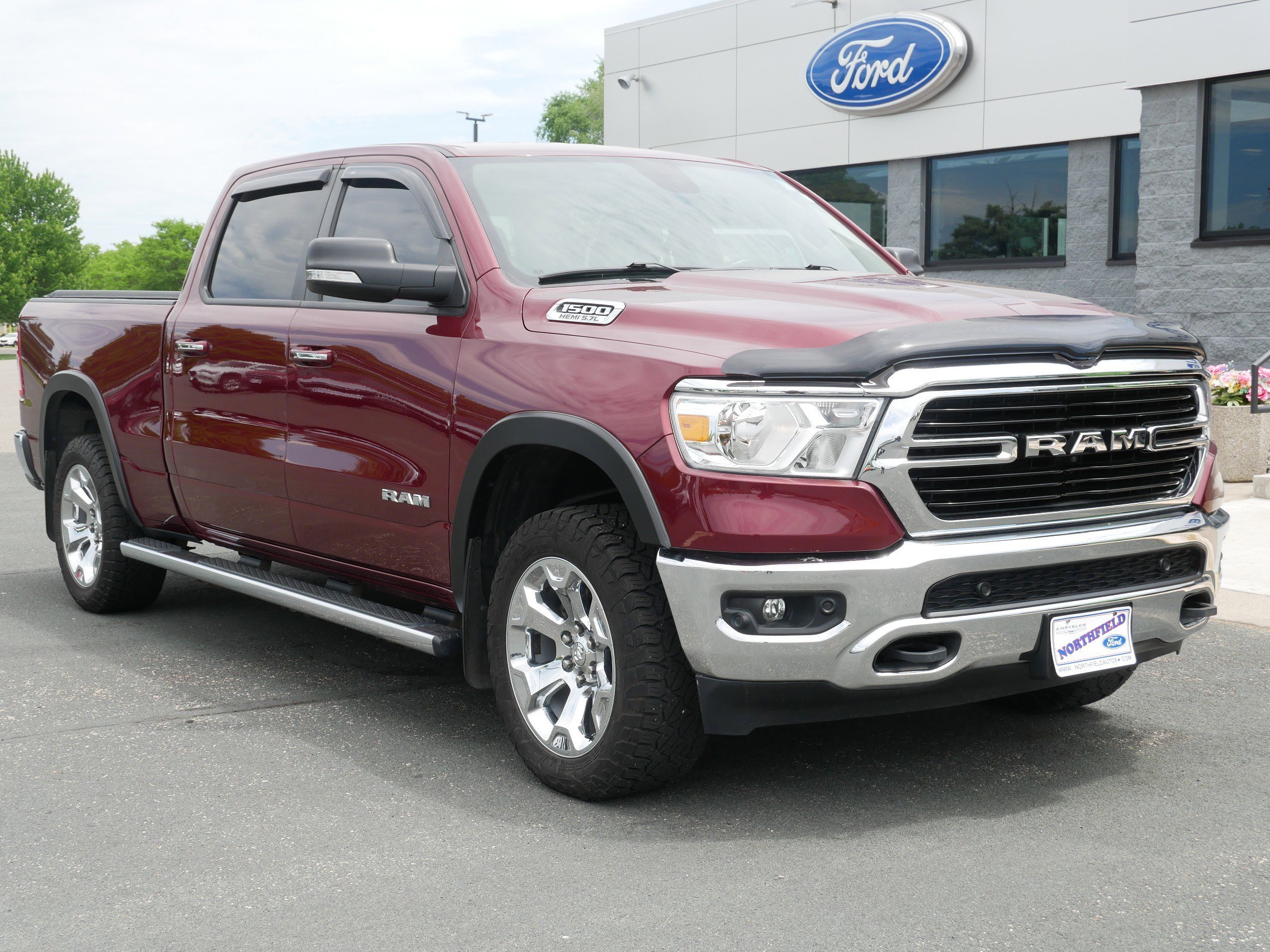 Used 2019 RAM Ram 1500 Pickup Big Horn/Lone Star with VIN 1C6SRFMT3KN800231 for sale in Northfield, Minnesota