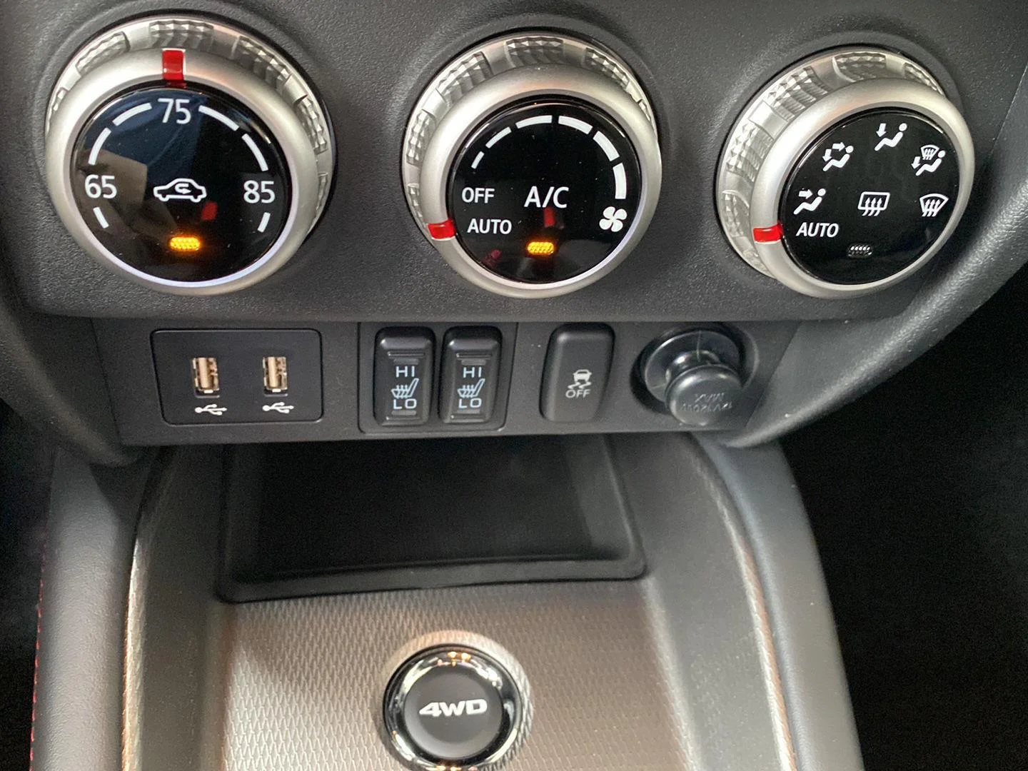 New 2026 Labrador Black Pearl Mitsubishi Trail Edition image 26