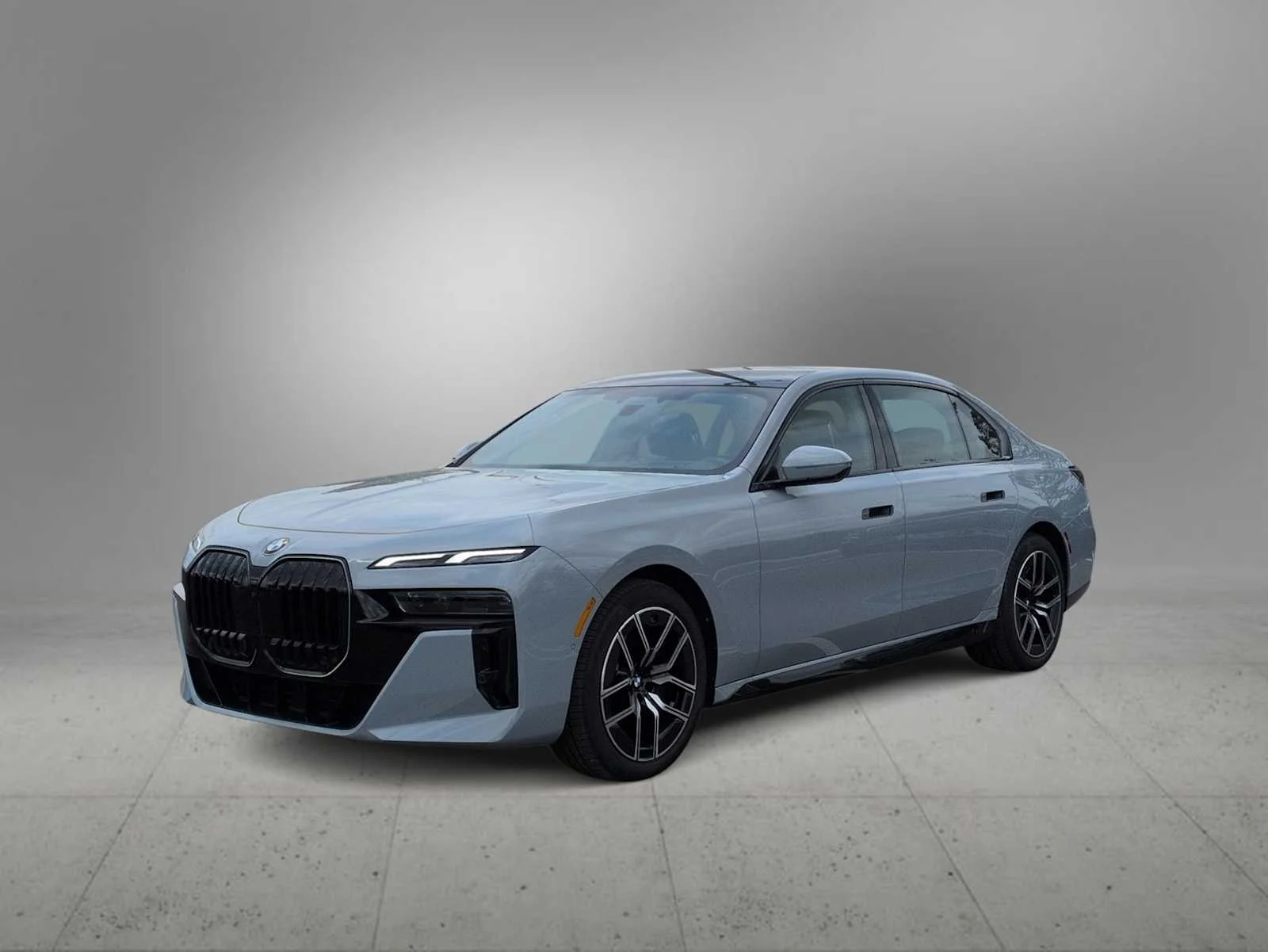 New 2025 Brooklyn Grey Metallic BMW 740i xDrive image 4