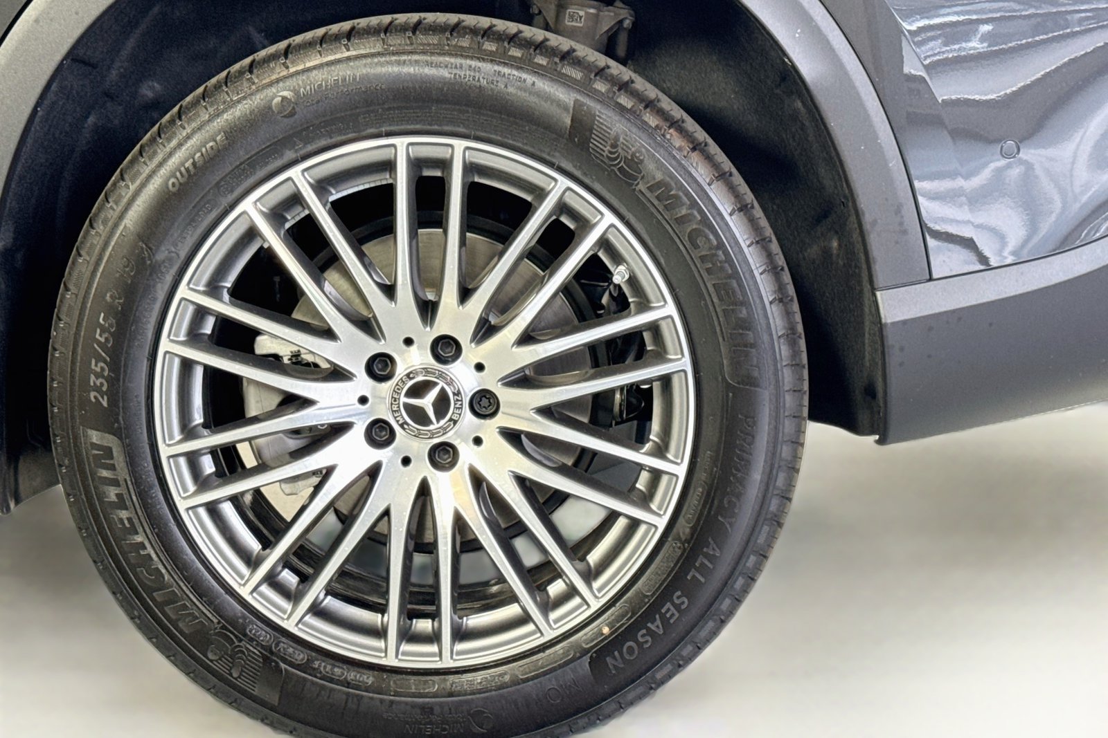 New 2026 Graphite Grey Metallic Mercedes-Benz GLC 300 image 29