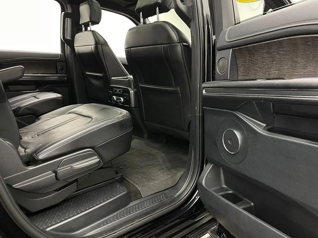Used 2020 Black Ford Limited image 40