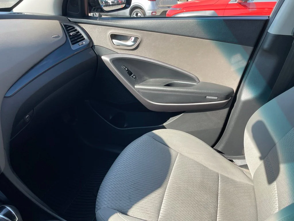 Used 2015 Gray Hyundai Base image 23