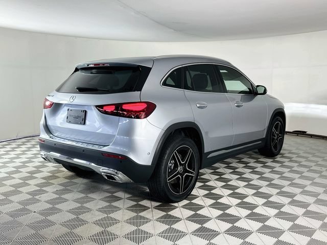 New 2026 Cirrus Silver Metallic Mercedes-Benz GLA 250 image 37
