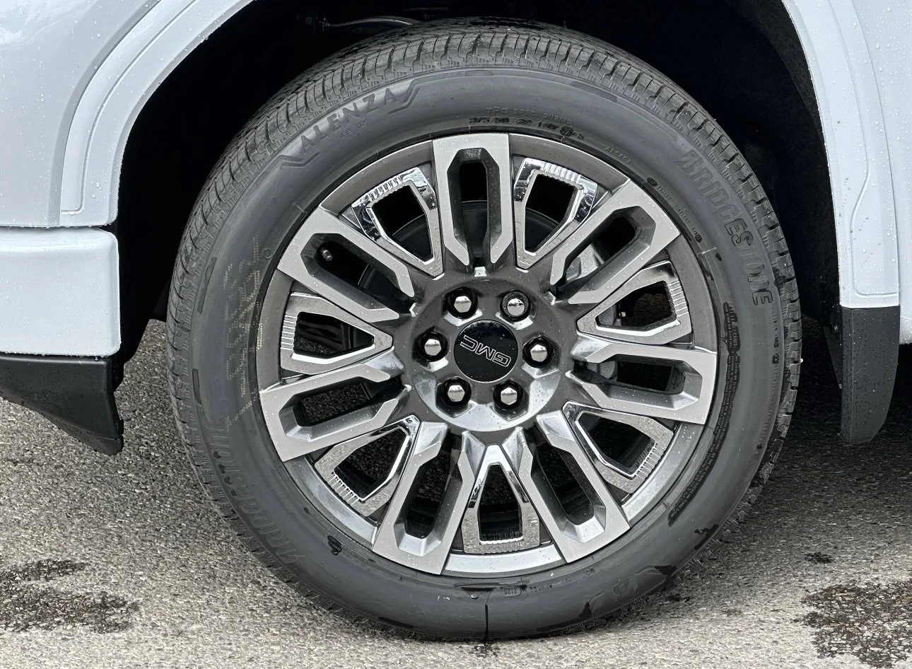 New 2026 Glacier White Tricoat GMC Denali Ultimate image 6