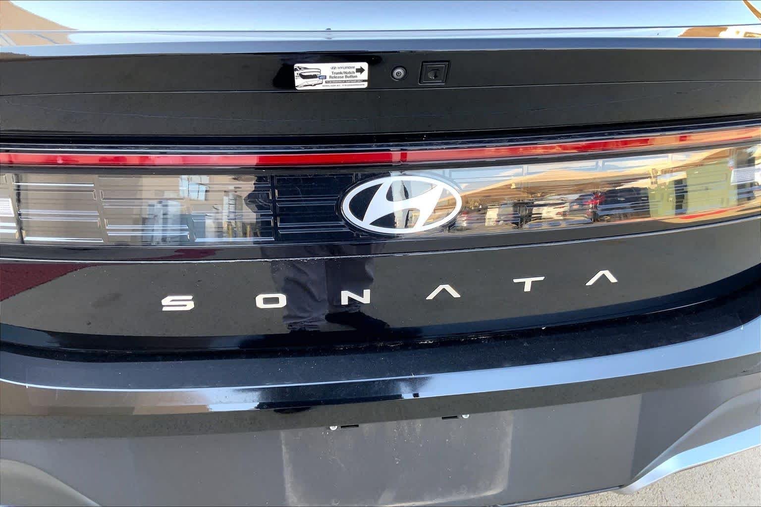 2025 Hyundai Sonata SE - Photo 32