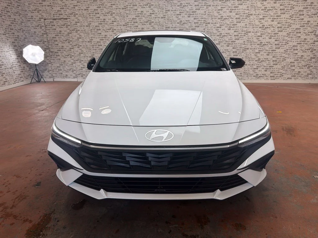 New 2026 Serenity White Hyundai SEL Sport image 2