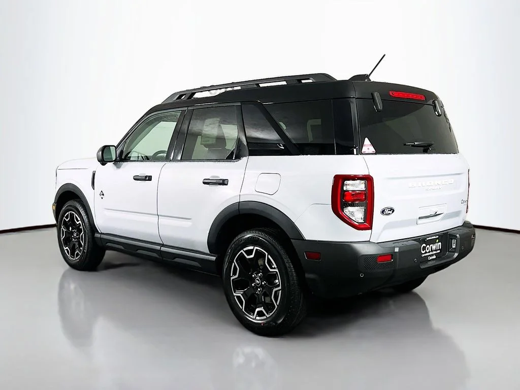 New 2026 Space White Metallic Ford Outer Banks image 11