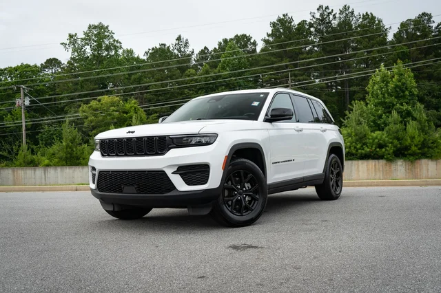 2025 Jeep Grand Cherokee Altitude