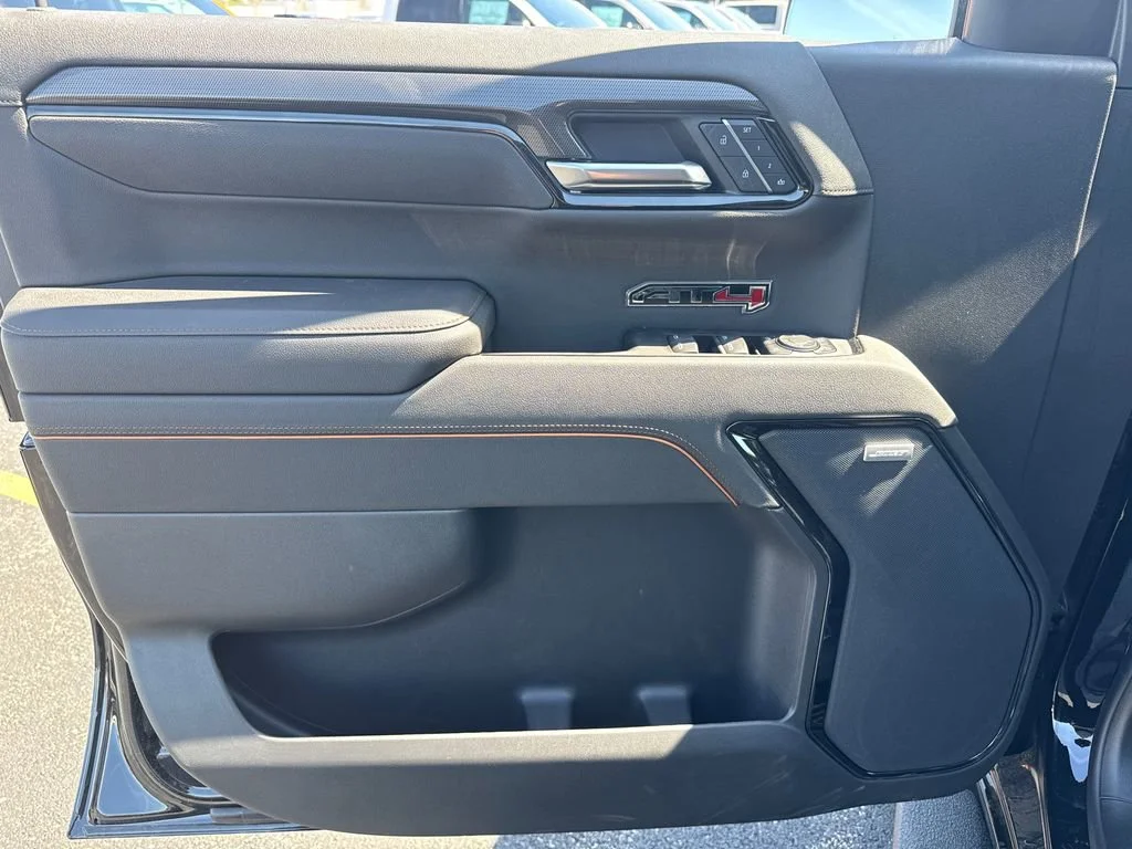 New 2026 Onyx Black GMC AT4 image 15