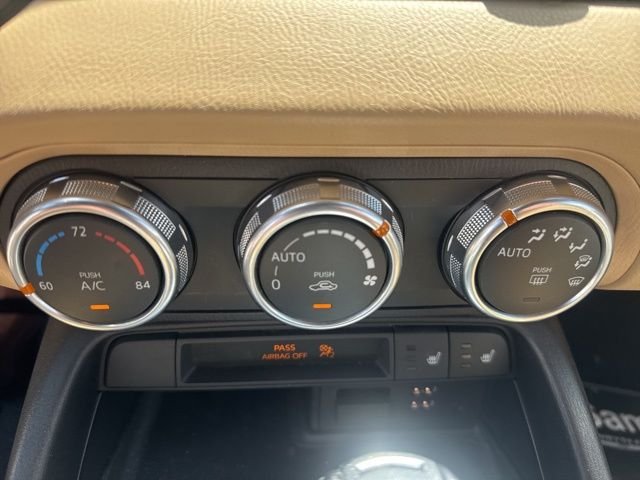 Used 2016 Red Mazda Grand Touring image 10