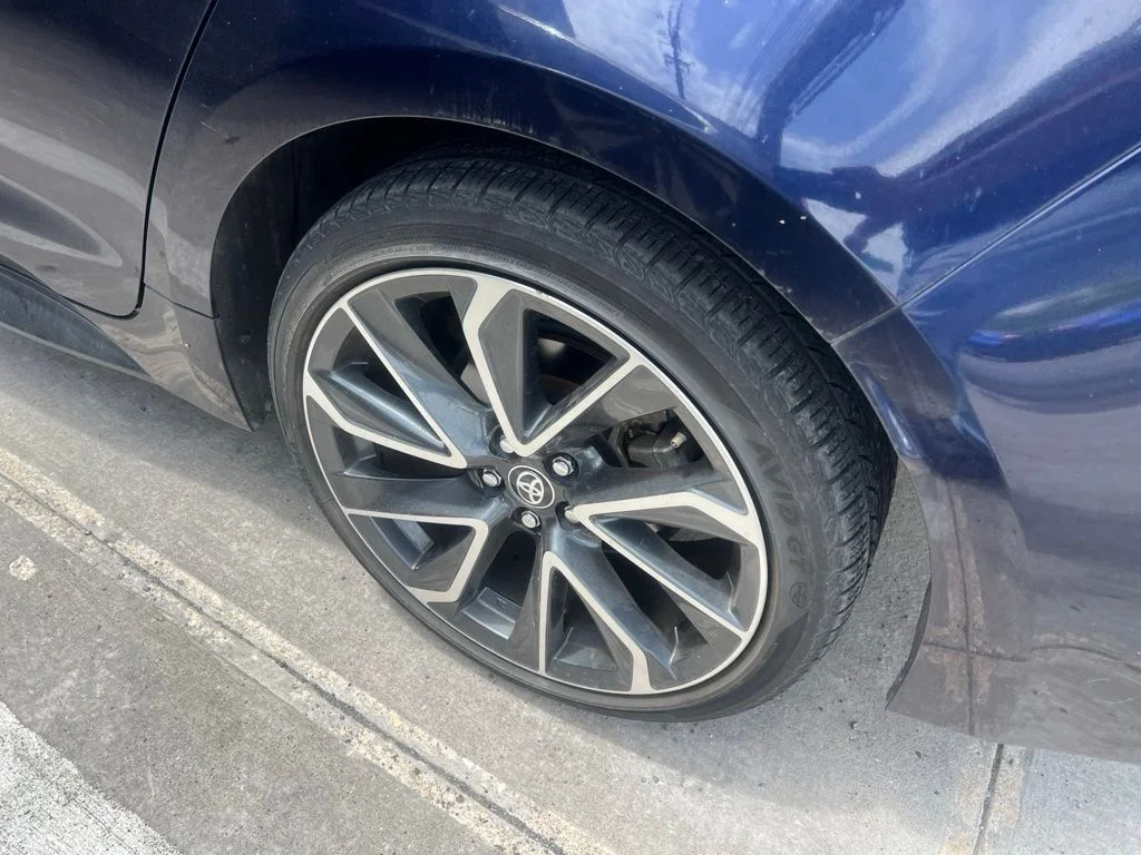 Used 2022  Toyota SE image 12