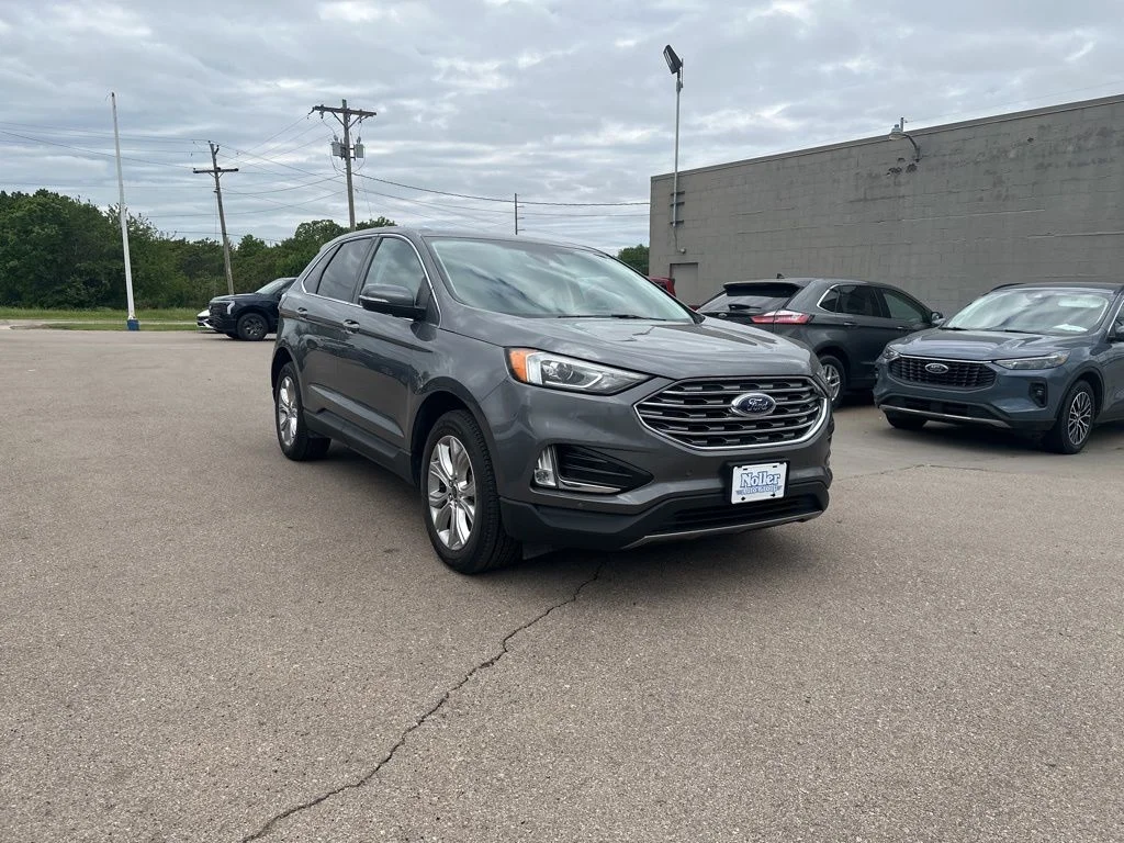 2022 Ford Edge Titanium AWD's photo