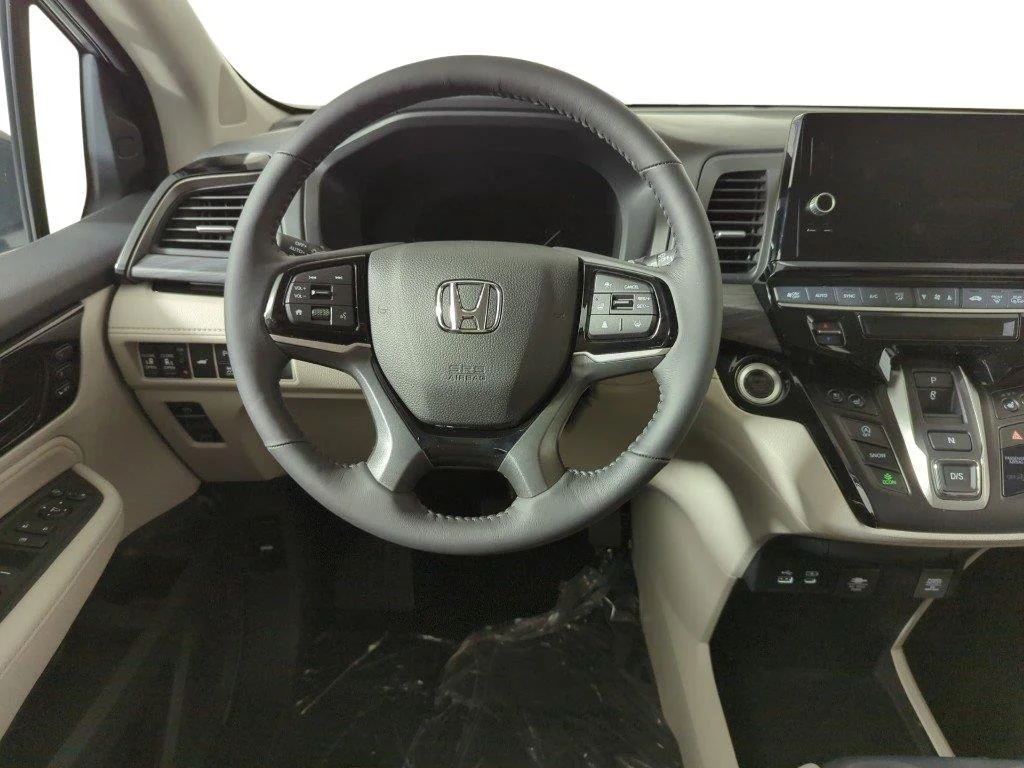 2026 Honda Odyssey Elite - Photo 12