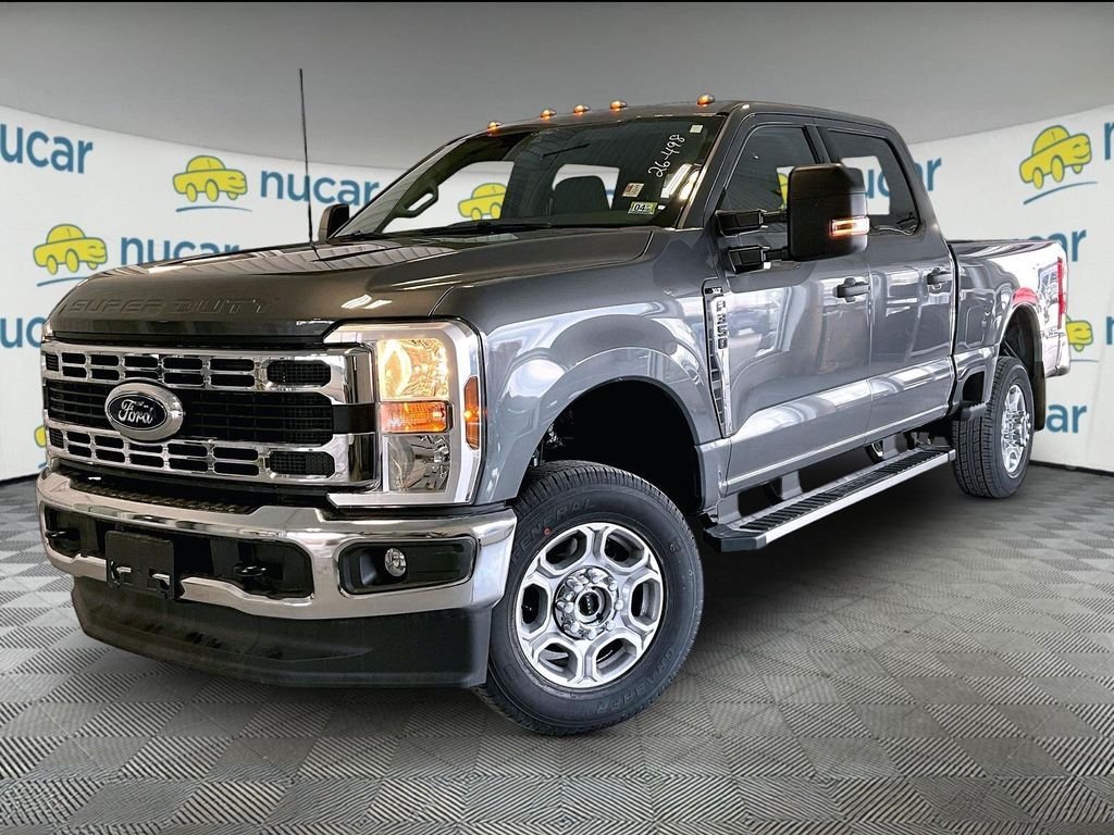 New 2026 Gray Metallic Ford XLT image 4