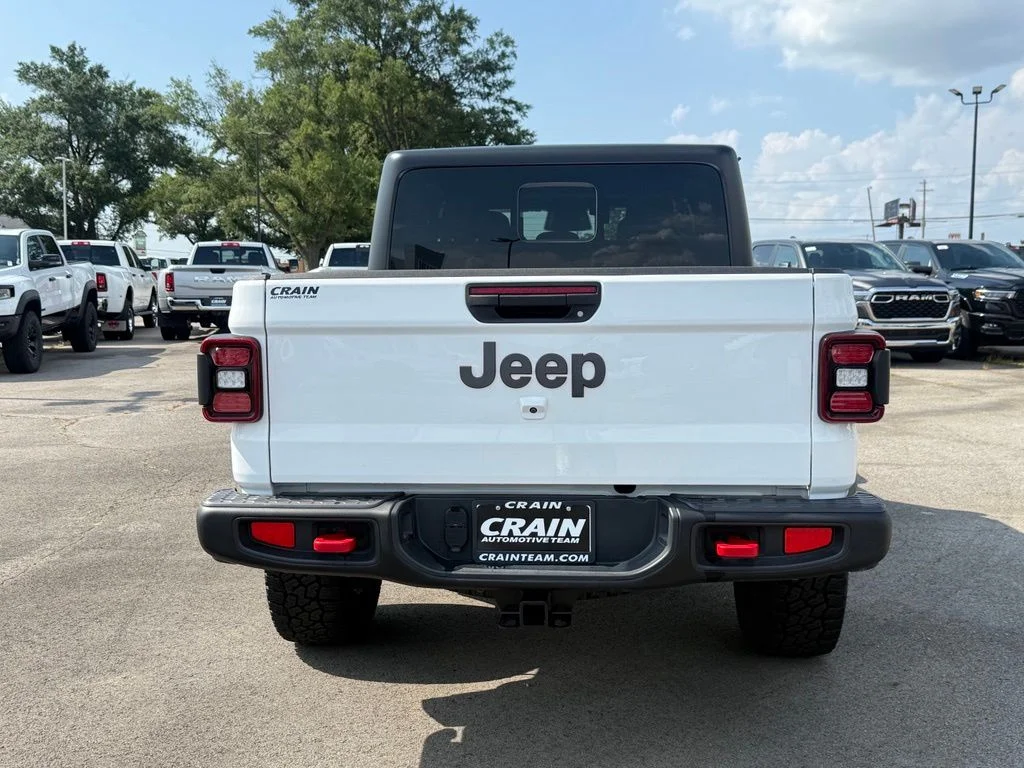 Used 2026 White Jeep Rubicon image 6